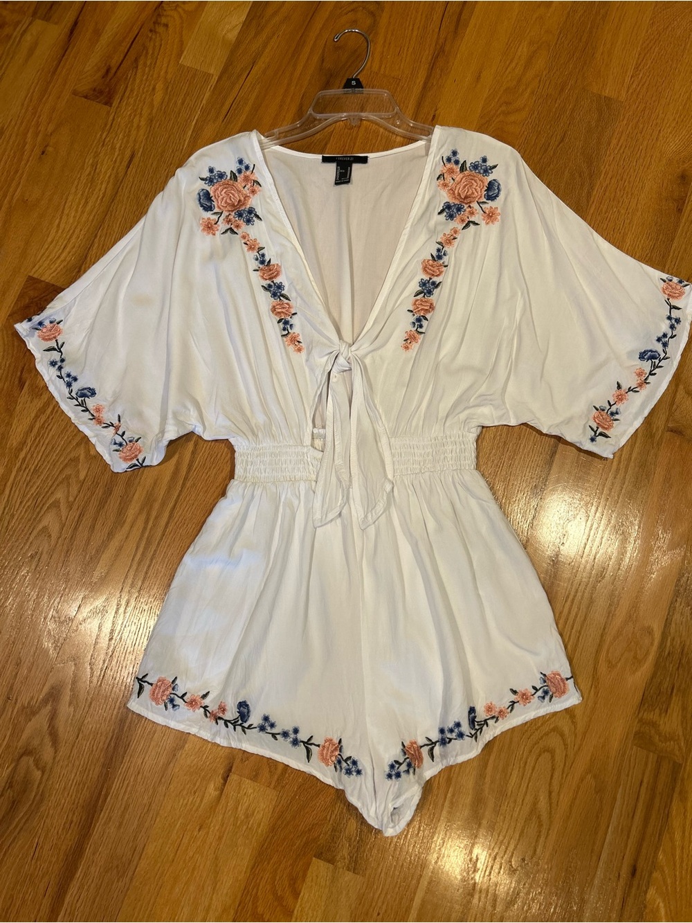 Forever 21 White Embroidered Tie-Front Romper -Like new 🪷